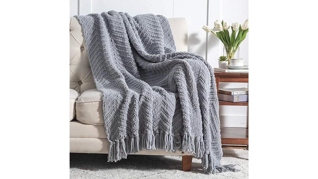bedsure chunky chenille throw