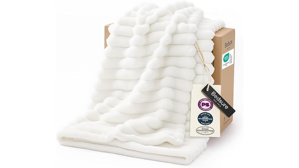 bedsure gentlesoft white throw