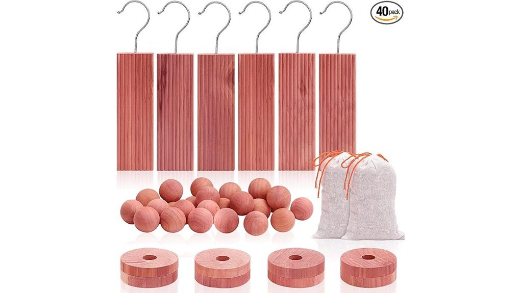 cedar blocks and chips 40