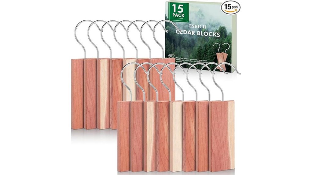 esrich cedar blocks with hooks
