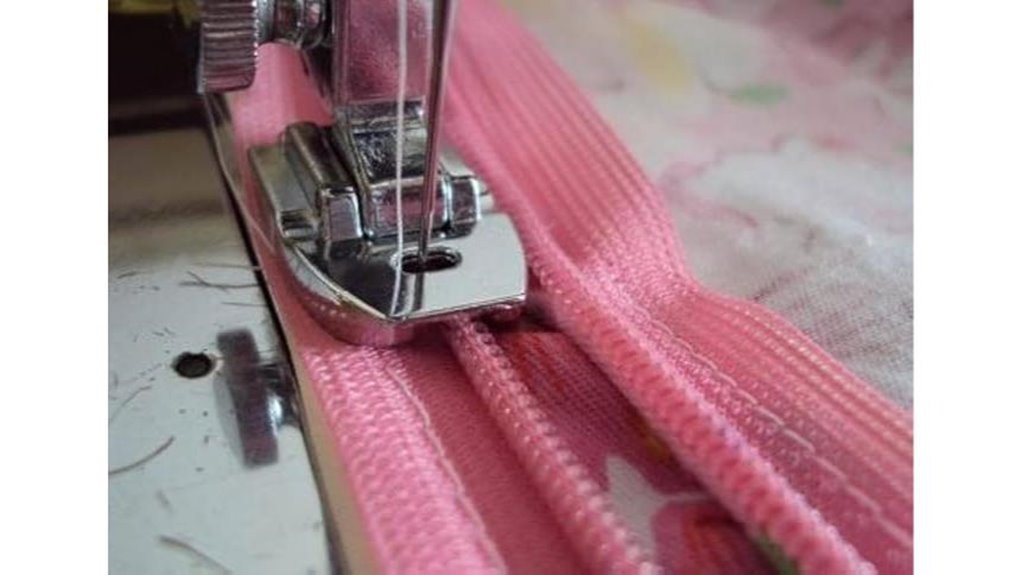 honeysew invisible zipper foot