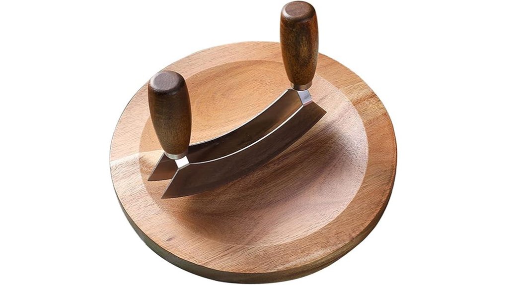 mezzaluna with round board