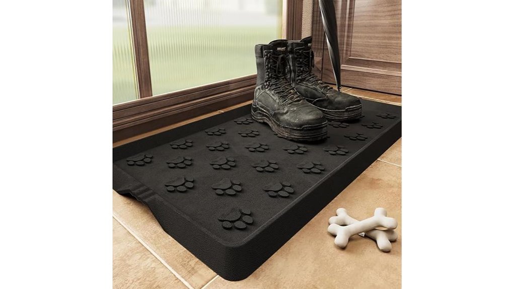 paw pattern boot tray