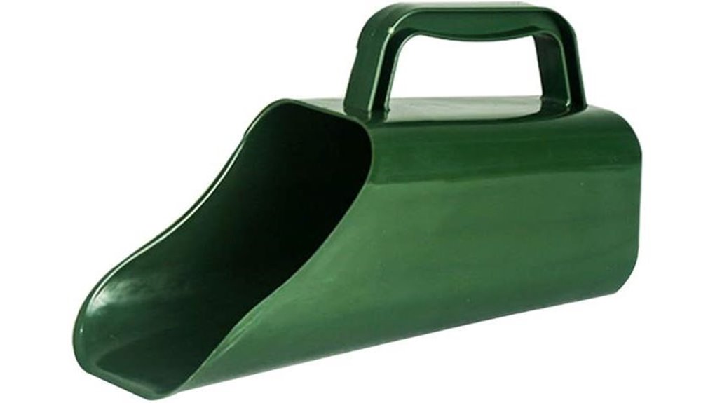 plastic soil scoop shovel
